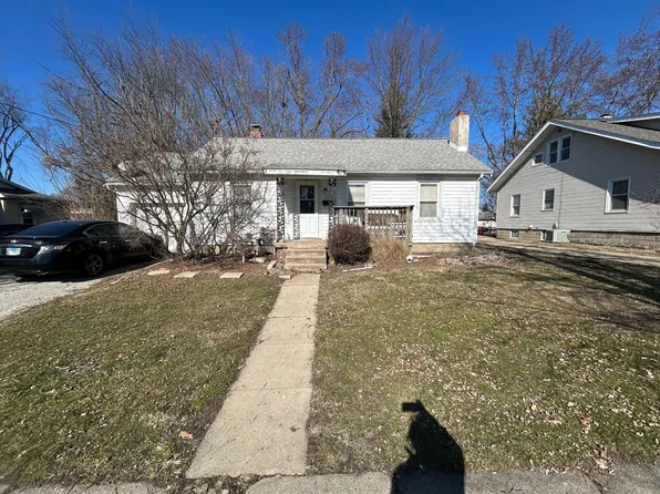 710 Dale St, Normal, IL 61761