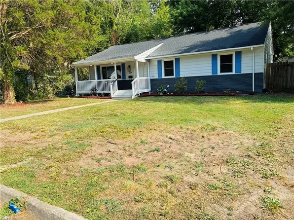 116 Woodhaven Rd, Newport News, VA 23608
