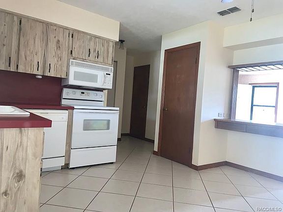 3rd image of 9474 W Green Bay Ln