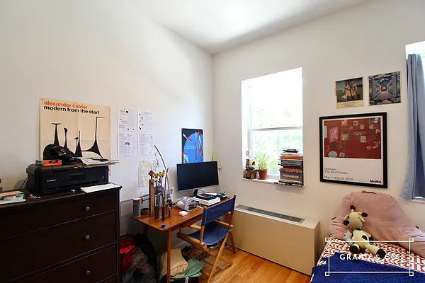 Rented by Grand & Co. | media 7