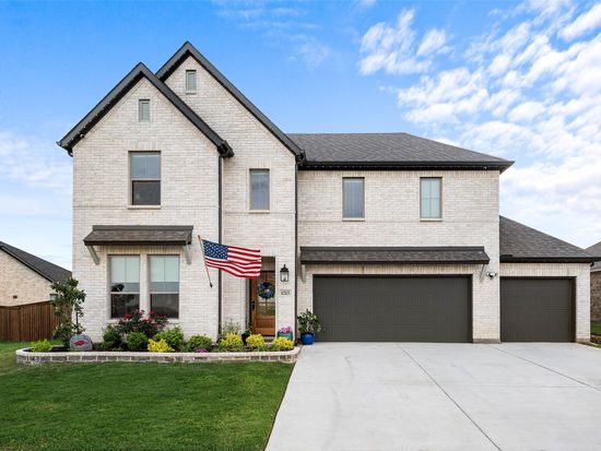 1213 Cinco Treaty Trl, Haslet, TX 76052
