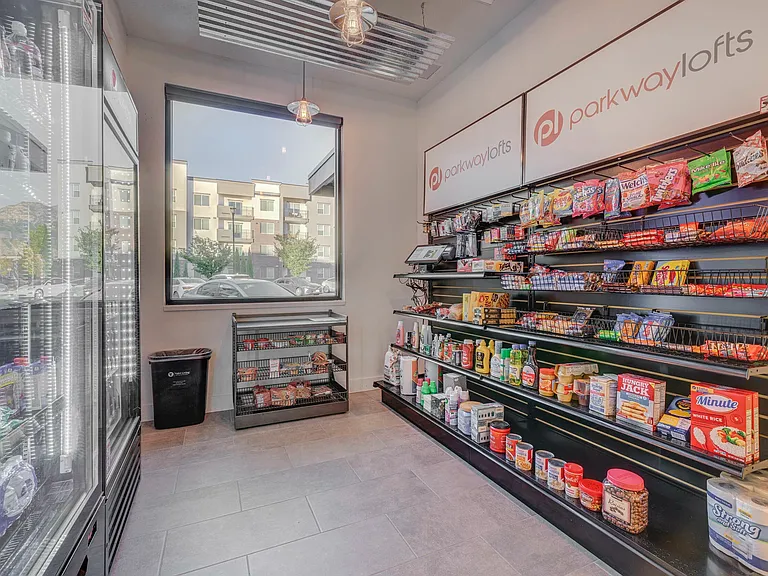 Mini Market
