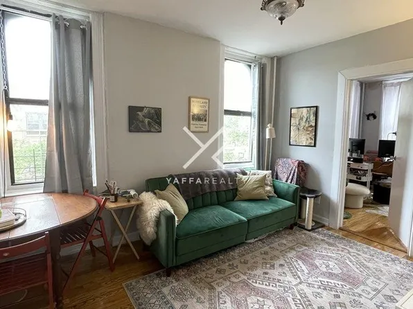 224 Sterling Street 4 image 2 of 9