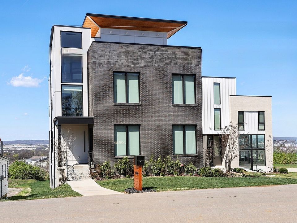 1st image of 6012B Hill Cir