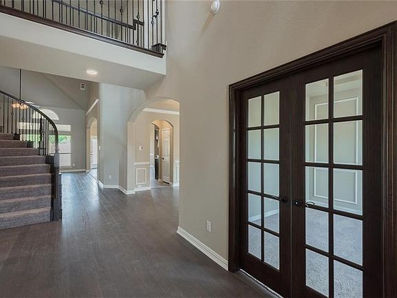 4th image of 1524 Torrent Dr