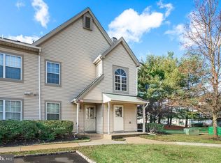 86 Andover Pl, Robbinsville, NJ 08691