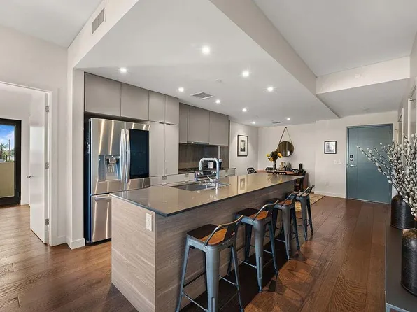 2300 E Campbell Ave Unit 202, Phoenix, AZ 85016