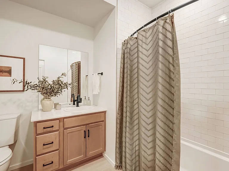 Bloom Rental Living — Photo 9
