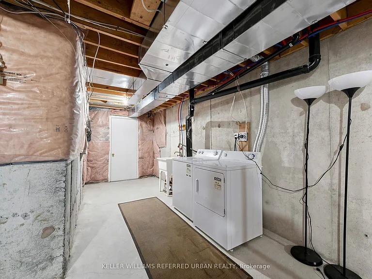65 Martini Dr — Photo 22