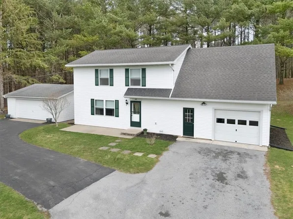 140 Budd Rd, Newark, NY 14513