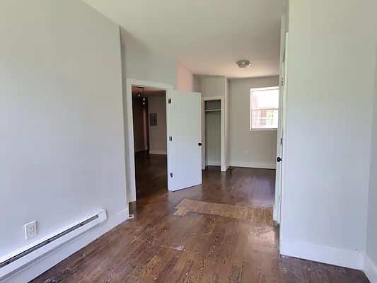 Rented by Signature Property Realty | media 4