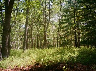 10 Fairmont Ave, East Hampton, NY 11937