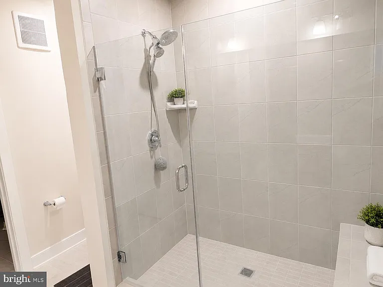 3505 Bellflower Ln — Photo 6