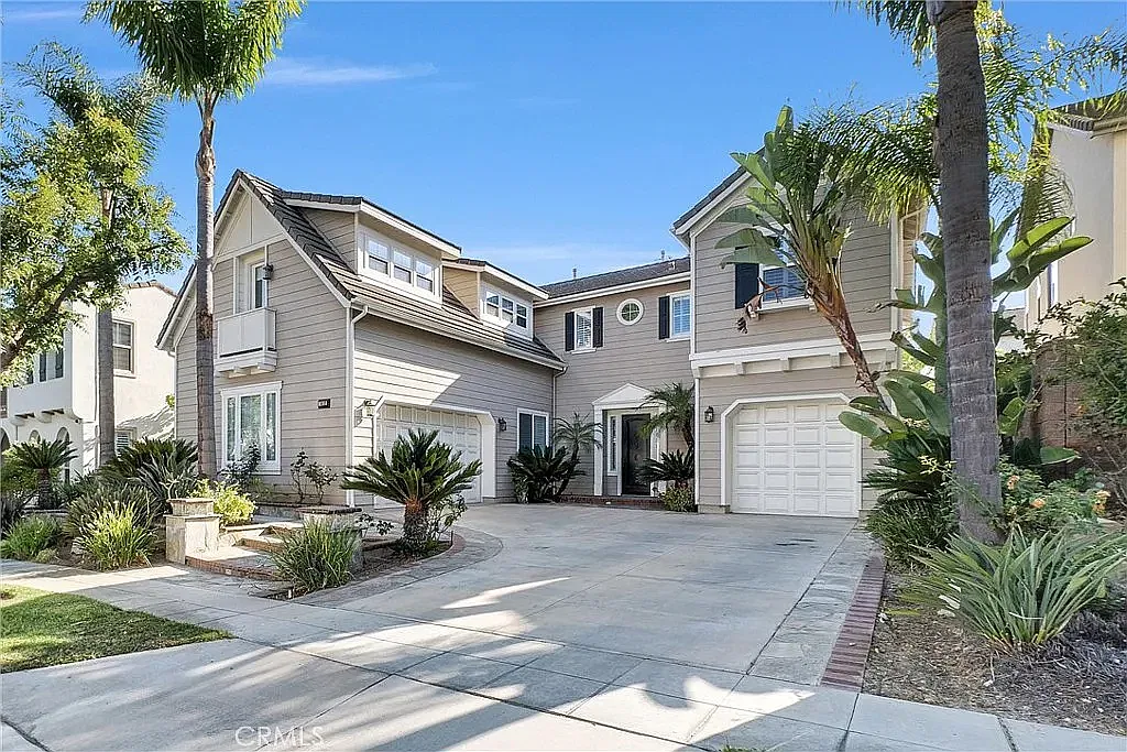 4 bed, 3.5 bath, 3506 sqft, $6,750 — Photo 1