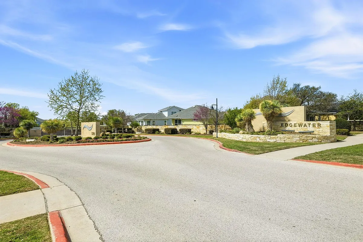 Building Photo - 13701 Ronald W Reagan Blvd #29