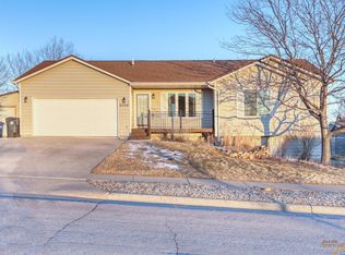 4204 Derby Ln, Rapid City, SD 57701