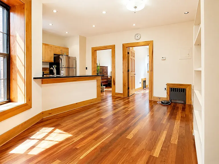 140A Lexington Ave #1F — Photo 2