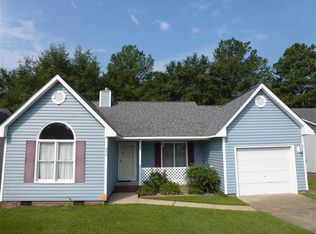 6552 Applewhite Rd, Fayetteville, NC 28304