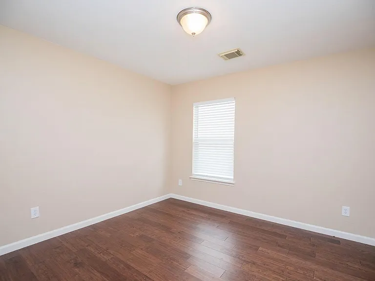 21206 Colton Cove Dr — Photo 24