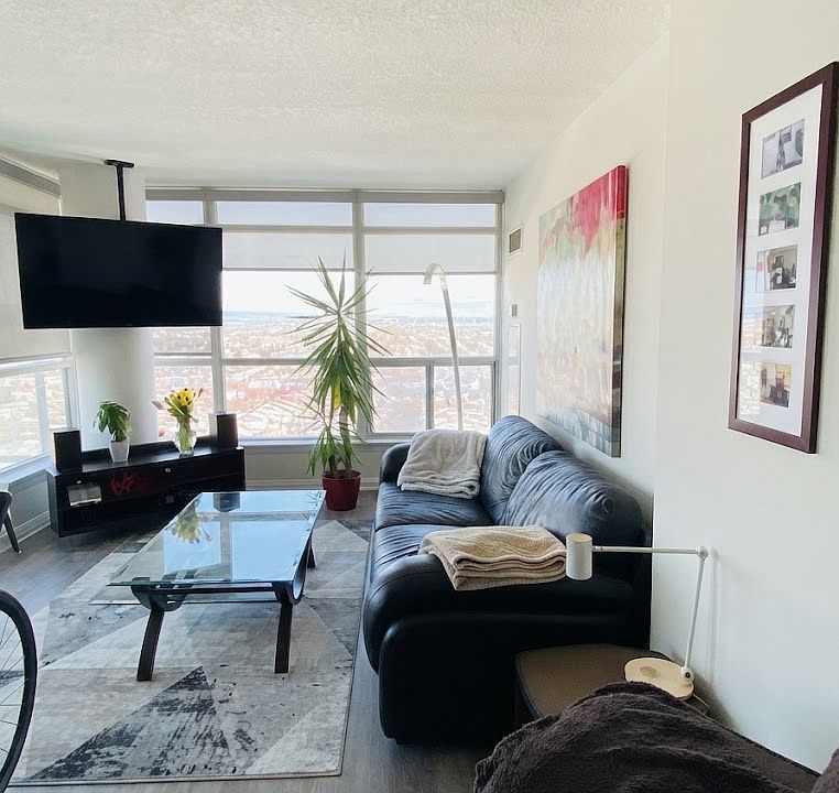 1st image of 220 Forum Dr #510