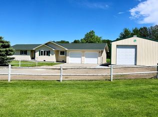 37 Rosebud Rd, Absarokee, MT 59001
