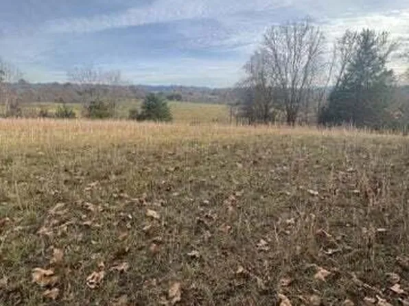 1003 Borowood Ct, Jonesborough, TN 37659