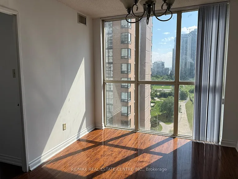 265 Enfield Pl #1403 — Photo 32
