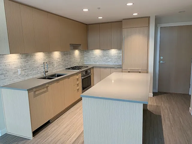 9233 Odlin Rd #507 — Photo 3