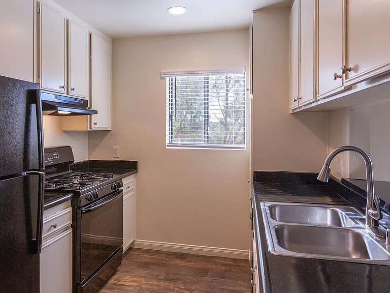 Elan Quail Pointe Apartment Homes — Photo 19