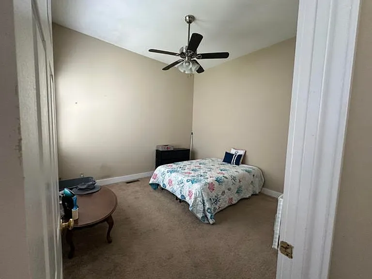 425 Caplewood Drive — Photo 26
