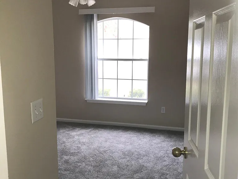 617 Southern Lily Dr — Photo 14