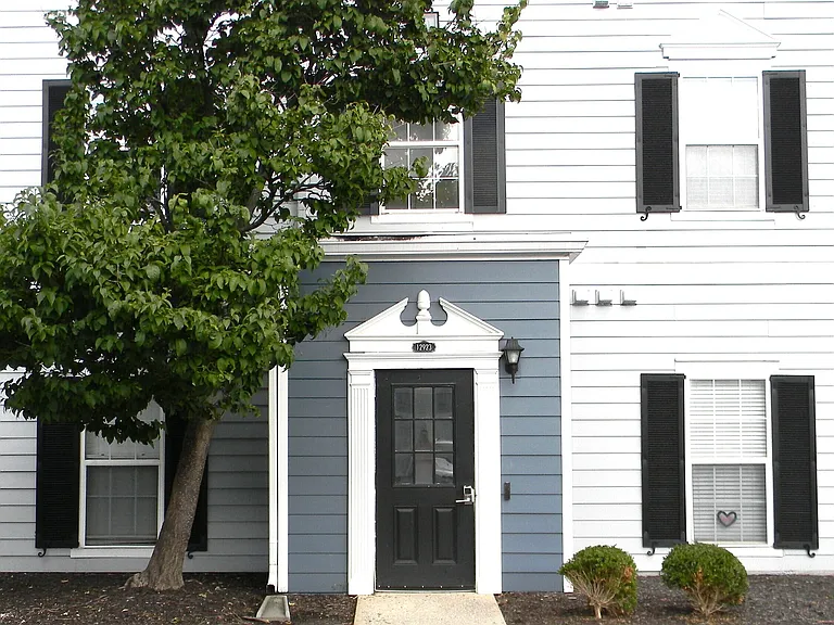 12923 Tradd St #1A — Photo 9