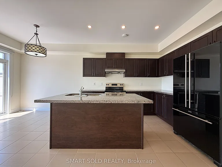 311 Dundas Way — Photo 7
