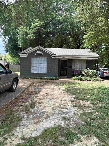 1397 N Graham St Photo 1