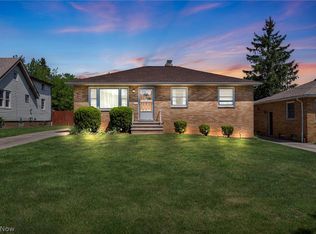 9258 Berkshire Rd, Parma Heights, OH 44130