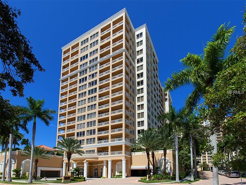 1st image of 35 Watergate Dr Suite 704