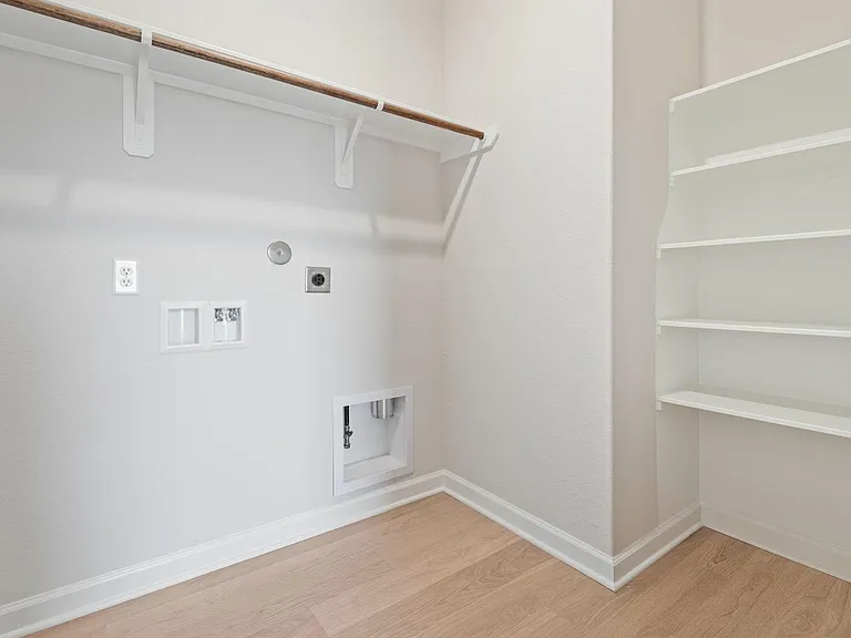 1119 Campside Dr — Photo 21
