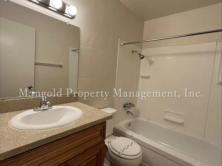 Arkwright Apartments — Photo 7