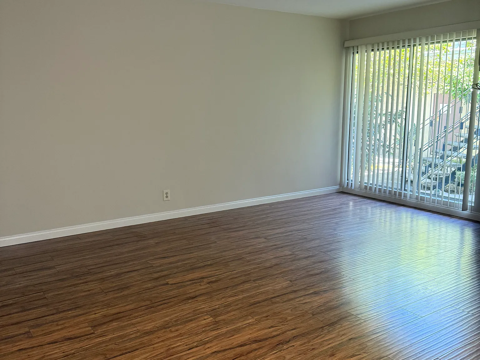 1 bed, $2,100 — Photo 2