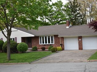 588 Schaefer Ave, Oradell, NJ 07649