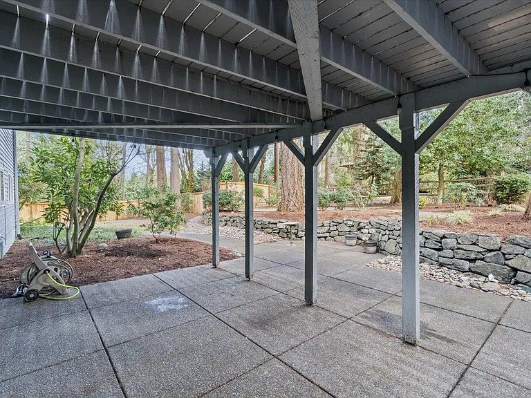 101 Point Fosdick Cir NW — Photo 40