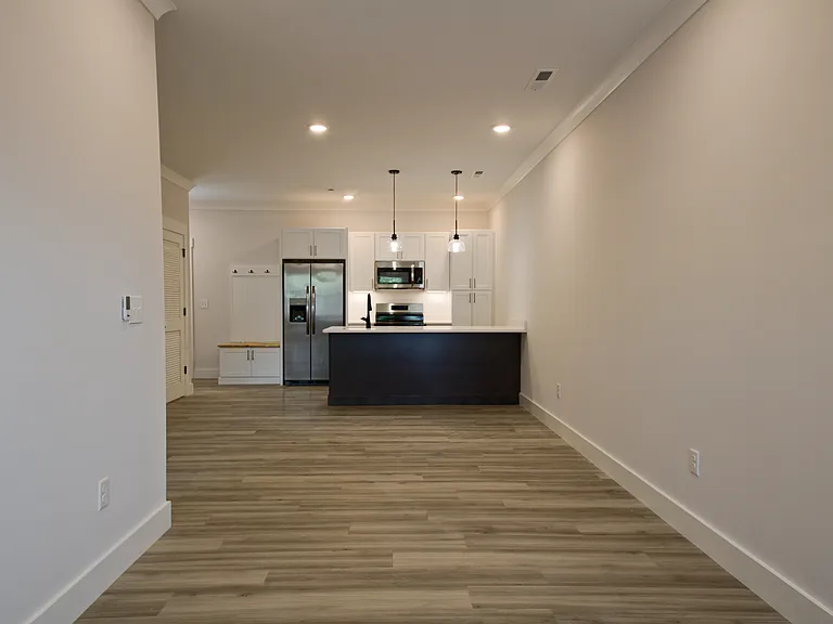 1805 Duncan Ave — Photo 15