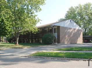 3715 Sandhurst Dr #8, Lansing, MI 48911