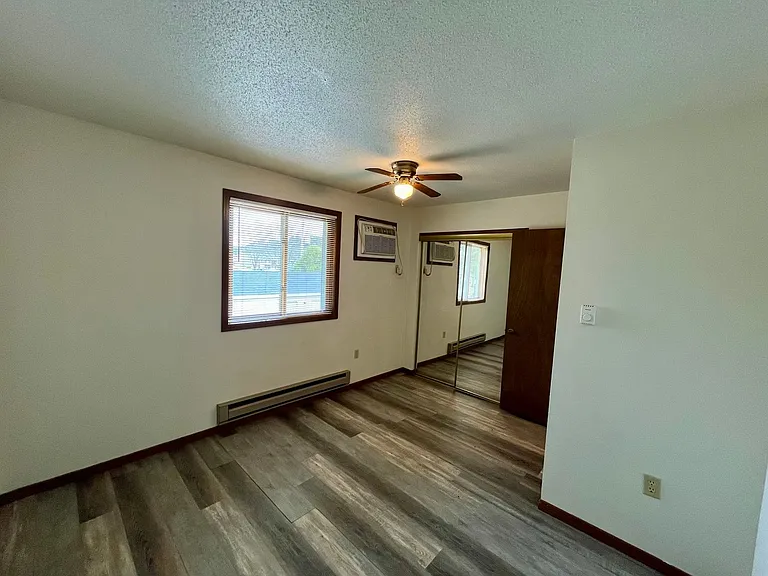602 Hollywood Dr — Photo 10
