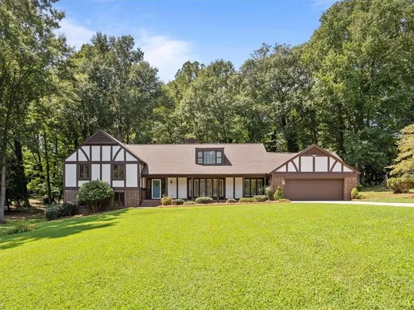 1910 Glenn Dr, Reidsville, NC 27320