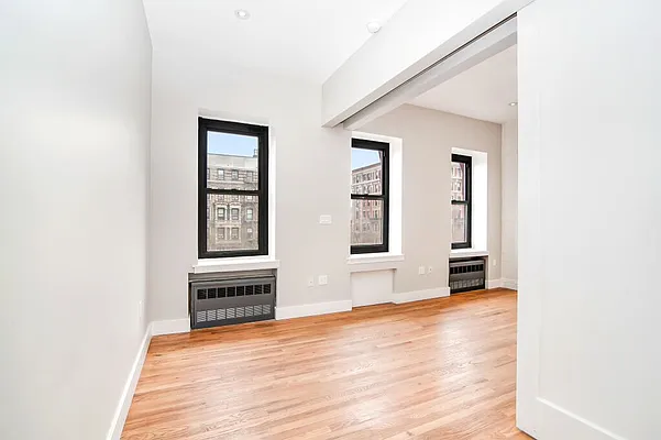 Rented by Weissman Equities | media 14