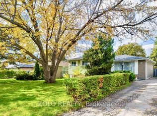 129 Folkstone Cres, Brampton, ON L6T3M6