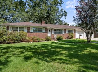 1015 Fairfield Dr, Anderson, SC 29621