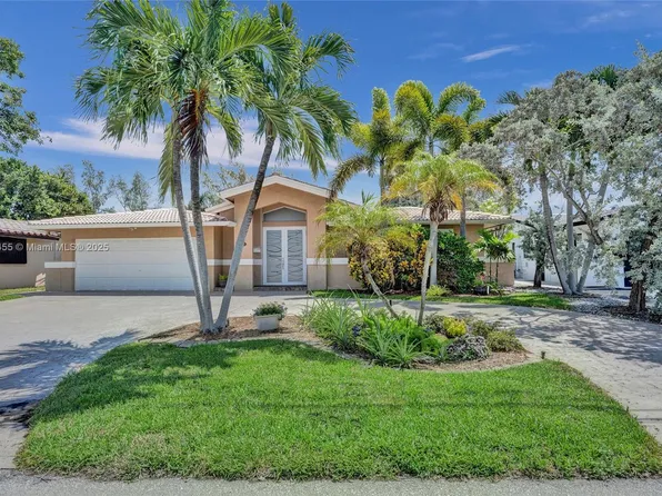 948 SE 10th Ct, Pompano Beach, FL 33060