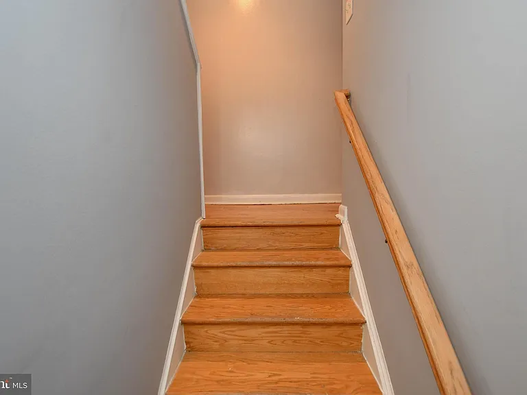 1704 Montana Ave NE — Photo 10
